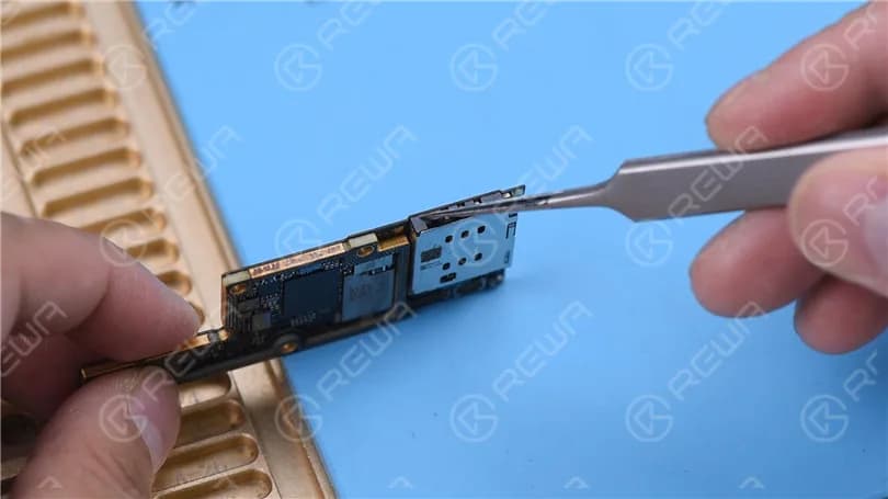 How to replace the SIM card reader of iPhone X?