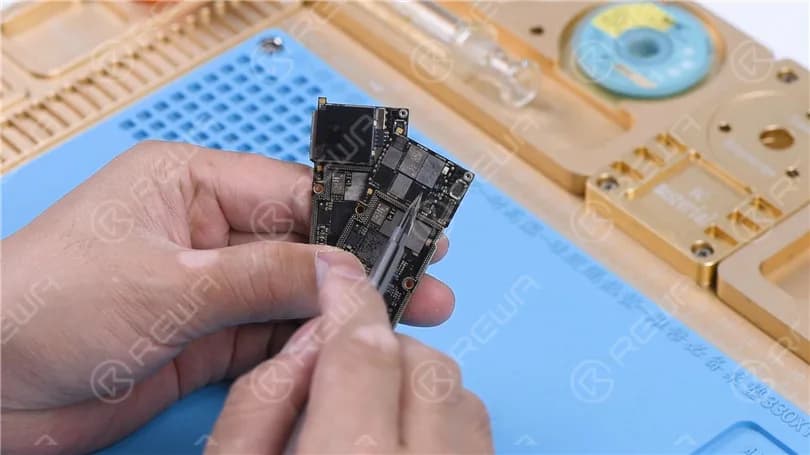 How to replace the SIM card reader of iPhone X?