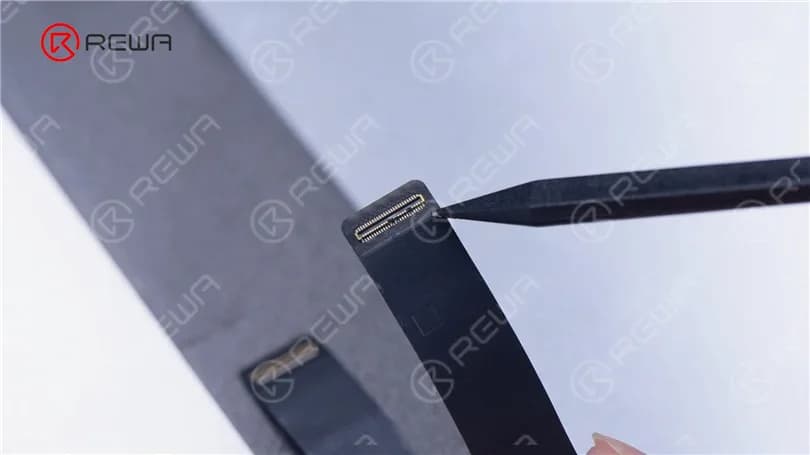 Fix iPad Pro Not Turning On By Replacing Connectors
