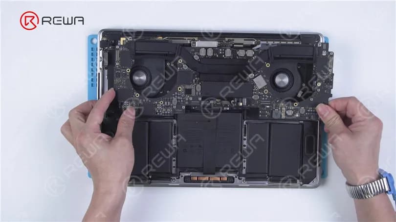 MacBook ID Aktivierungssperre entfernen mit T203