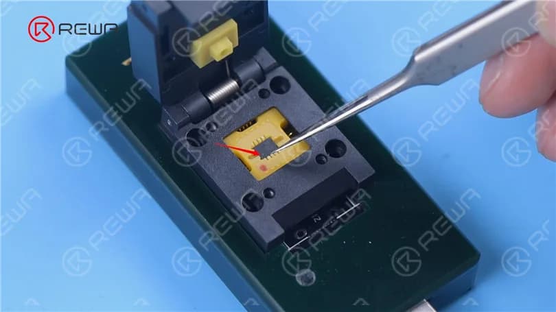 MacBook ID Aktivierungssperre entfernen mit T203