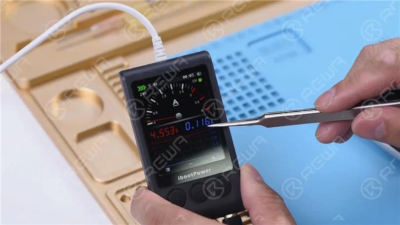iPhone XR Keeps Searching For Signal with Motherboard Electricity Leakage