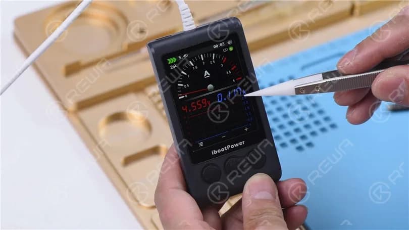 iPhone XR Keeps Searching For Signal with Motherboard Electricity Leakage