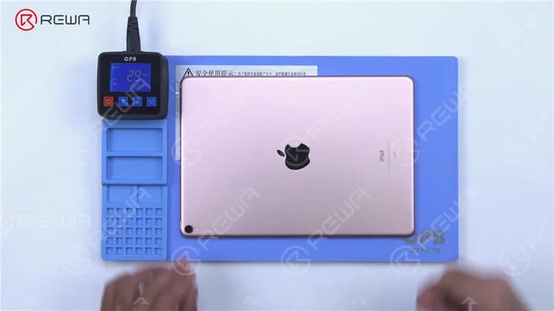 How to Fix an iPad Pro that Won't Turn On - Short Circuit Detected by Rosin Dispenser