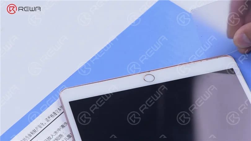 How to Fix an iPad Pro that Won't Turn On - Short Circuit Detected by Rosin Dispenser