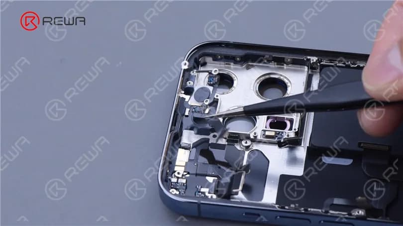 iPhone 13 Pro Teardown