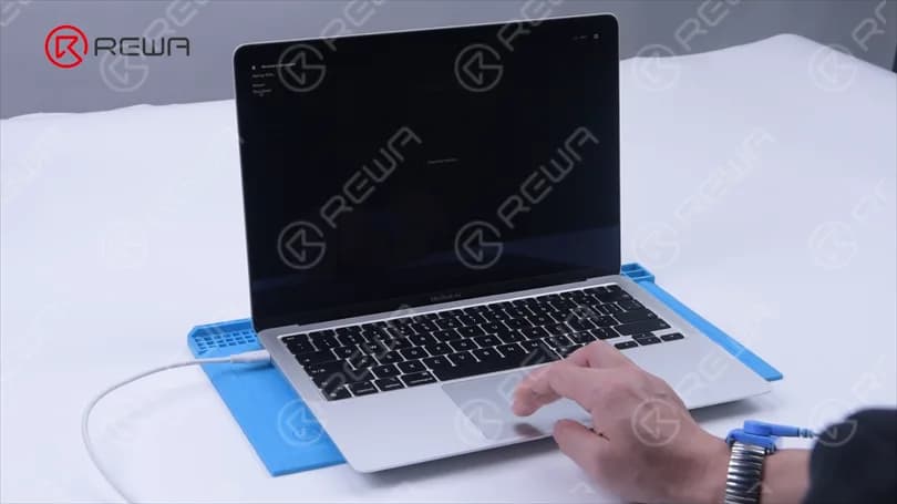 M1 MacBook Air lässt sich nicht mehr einschalten