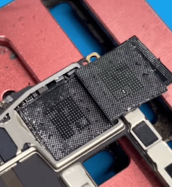 inspecting huawei mate 20 pro pcb