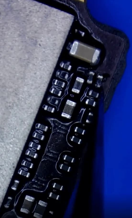 inspect iphone 8 plus under a microscope