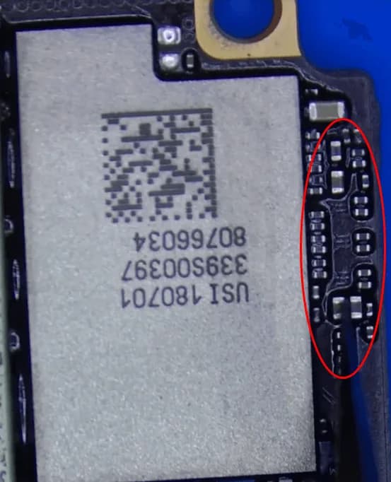 remove iphone 8 seven soupling capacitors