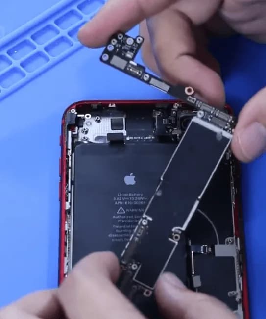 remove iPhone 8 plus camera