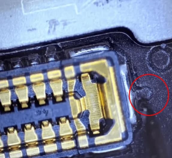 huawei mate x2 under the microscope
