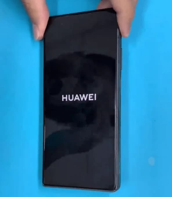 huawei mate x2 turning on
