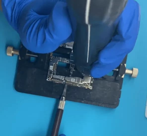 HUAWEI Mate 40 Pro Nessun Display