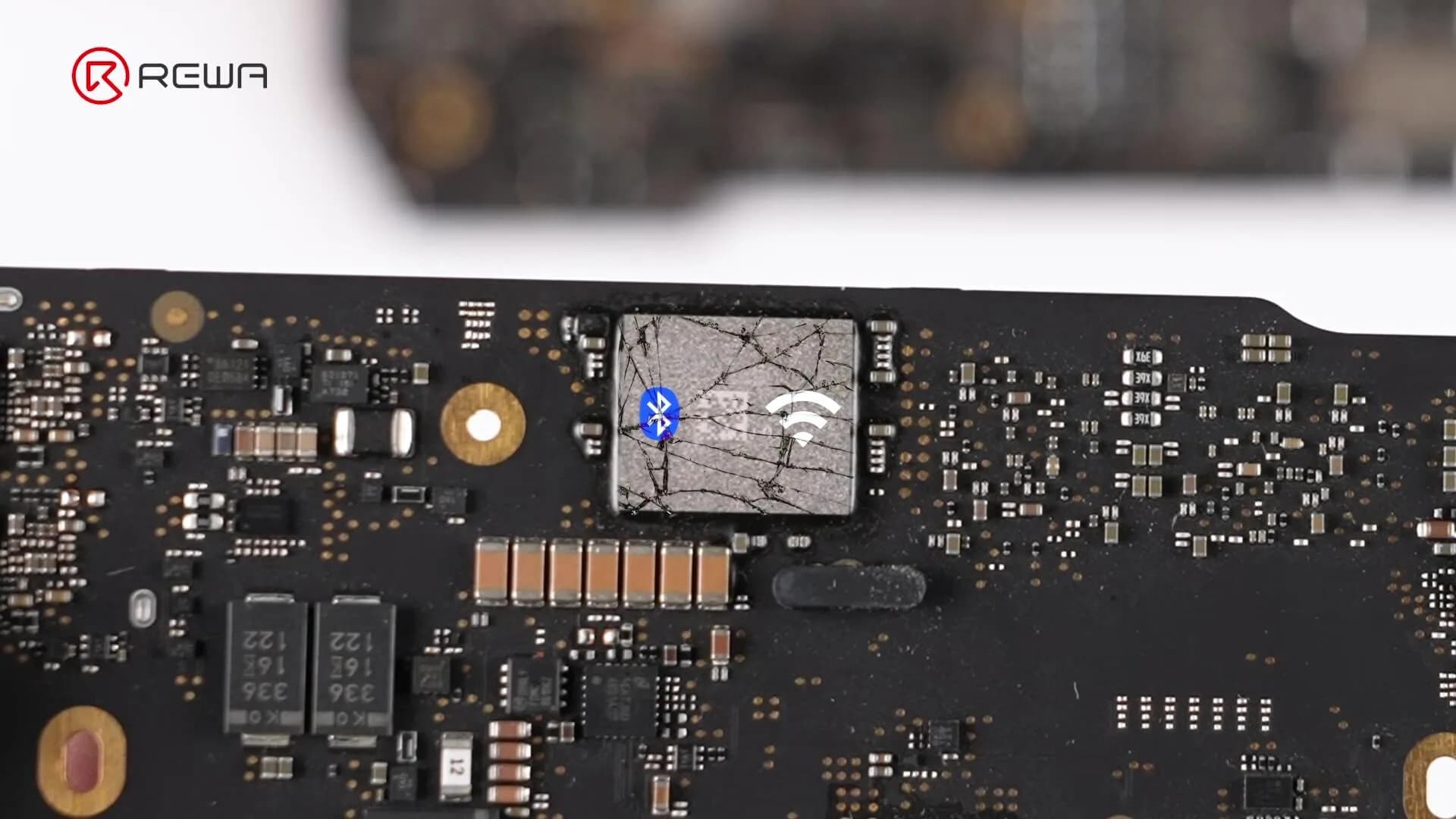 macbook broken chip